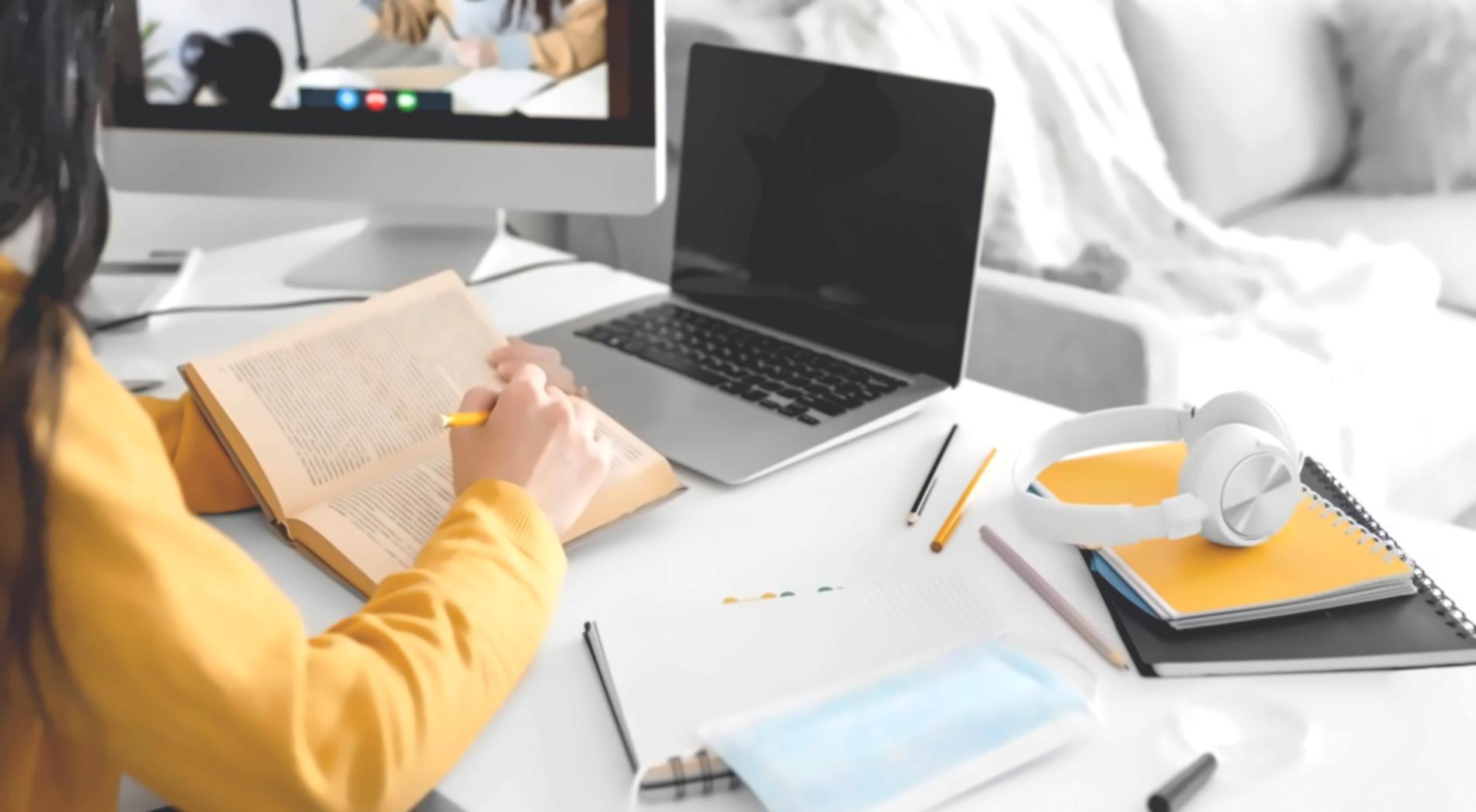 Interactive budget planning workshop with practical exercises